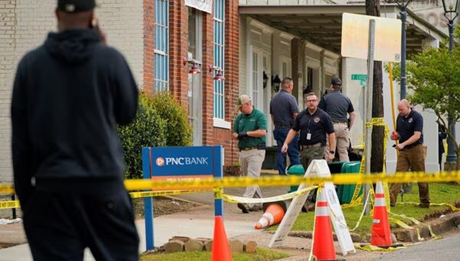 అమెరికాలో మరోసారి కాల్పులు