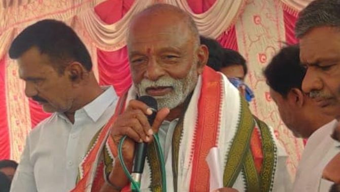 మళ్లీ యాక్టివ్ పాలిటిక్స్ లోకి రఘువీరా రెడ్డి!