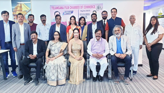 దుబాయ్ లో  ‘తెలంగాణ ఫిలిం ఛాంబర్స్‌ ఆఫ్‌ కామర్స్‌’ కార్యాలయం ప్రారంభం : ల‌య‌న్‌ డా.ప్ర‌తాని రామ‌కృష్ణ గౌడ్‌