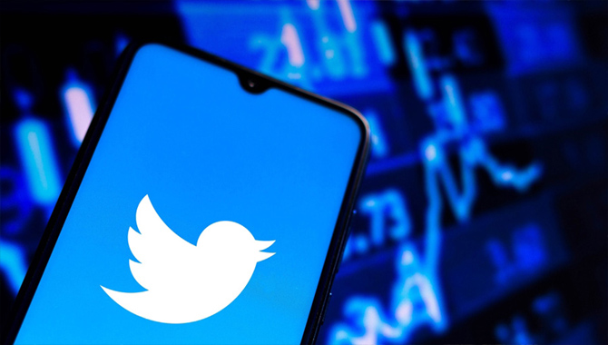 ట్విటర్ కీలక నిర్ణయం.. ఇకపై అలాంటి కనిపించవు ట్విటర్ కీలక నిర్ణయం.. ఇకపై అలాంటి కనిపించవు