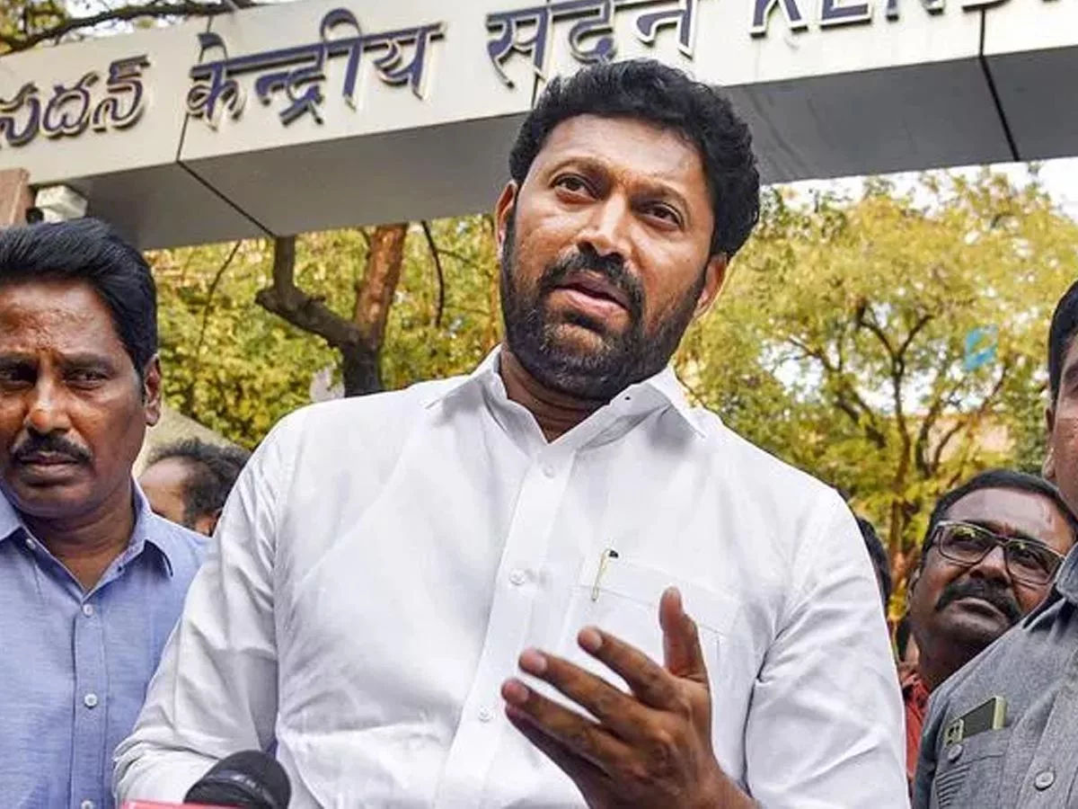 వివేకా హత్య రోజు ఏం జరిగిందంటే… సంచలన వీడియో విడుదల చేసిన అవినాశ్ రెడ్డి