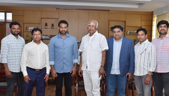 TANA Members Invites Vignan Group Chairman Lavu Rathaiah for TANA Maha Sabhalu