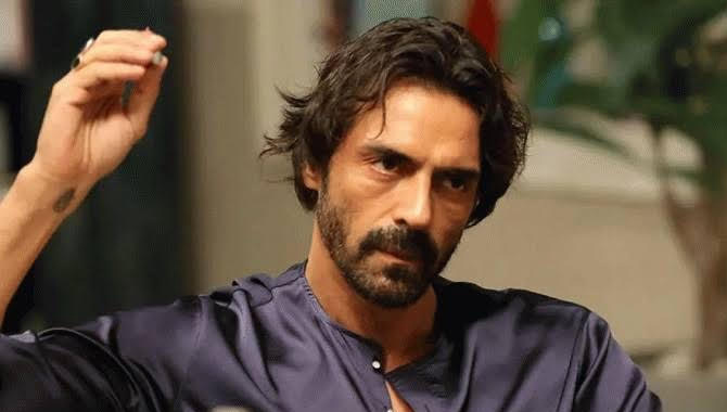 ప‌వ‌న్ కోసం అనుకుంటే బాల‌య్య ఫిక్స్ చేసుకున్నాడు