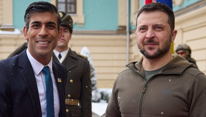 రిషి సునాక్ కు ఉక్రెయిన్ అధ్యక్షుడు జెలెన్స్కీ విజ్ఞప్తి… తక్షణమే కావాలి రిషి సునాక్ కు ఉక్రెయిన్ అధ్యక్షుడు జెలెన్స్కీ విజ్ఞప్తి… తక్షణమే కావాలి