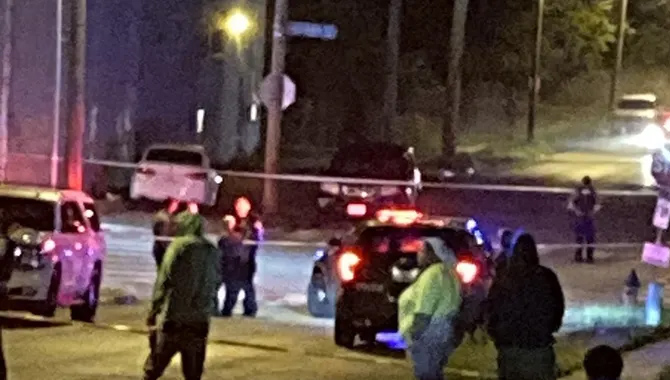 అమెరికాలో మళ్లీ గర్జించిన తుపాకీ