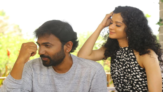 ‘జస్ట్‌ ఏ మినిట్‌’ టీజర్‌కు చక్కని స్పందన!