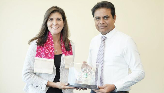 నిక్కీ హెలీని కలిసిన మంత్రి కేటీఆర్