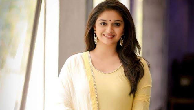 టాలీవుడ్‌కు దూర‌మ‌వుతున్న మ‌హాన‌టి?