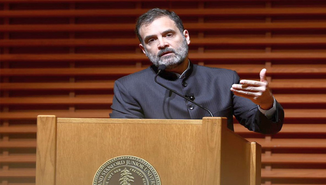 ఇలాంటి సస్పెన్షన్ ను ఊహించలేకపోయా : రాహుల్ గాంధీ