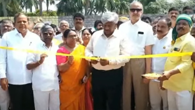 తాడేపల్లిలో లోకేశ్‌ క్రీడామైదానం… ప్రారంభించిన జయరాం కోమటి