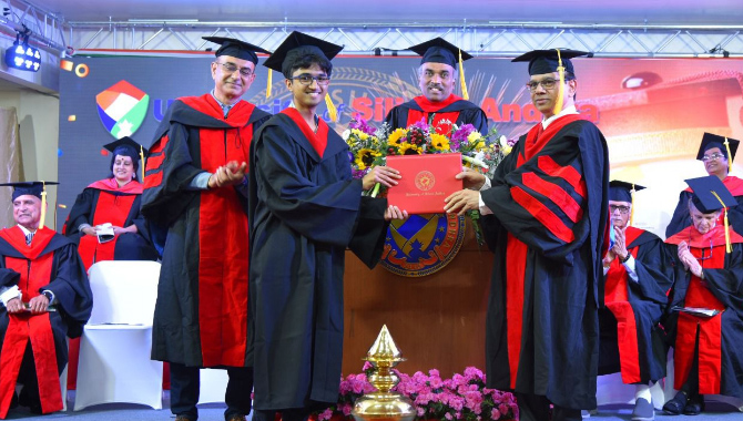 సందడిగా జరిగిన సిలికానాంధ్ర విశ్వవిద్యాలయ 5వ స్నాతకోత్సవం 