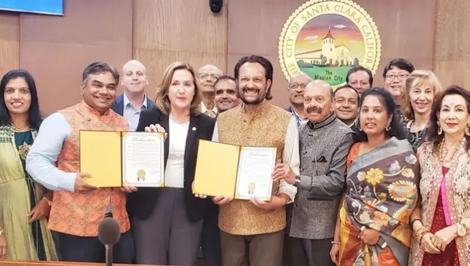 అమెరికాలో తొలి హిందూ-అమెరికన్ సదస్సు అమెరికాలో తొలి హిందూ-అమెరికన్ సదస్సు