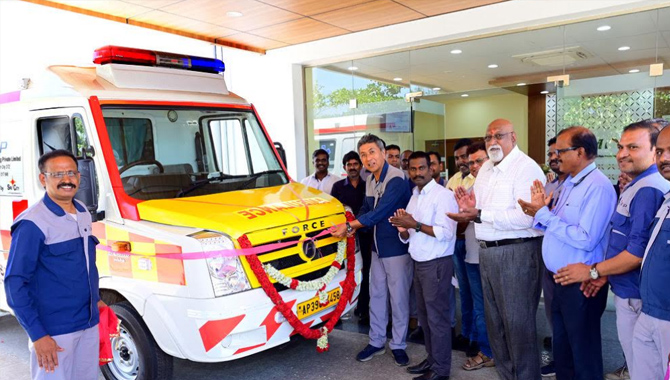 Sri City based IMOP donates ambulance to IALA
