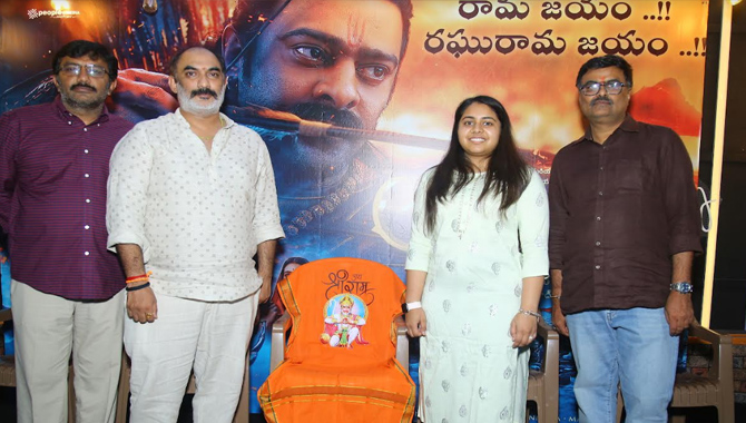 కలెక్షన్స్ పరంగా చరిత్ర సృష్టిస్తున్న ఆదిపురుష్ … నిర్మాతలు