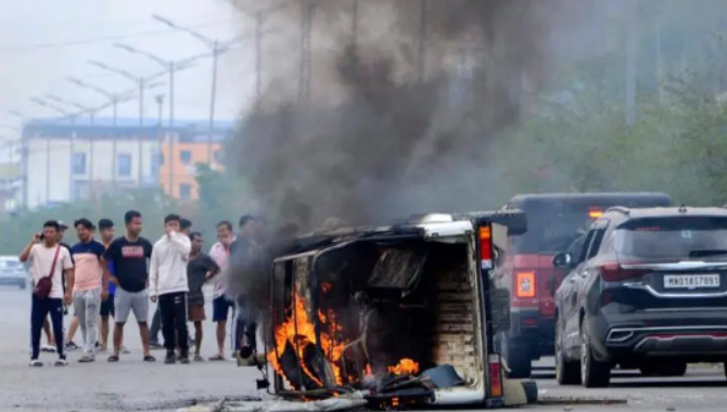 రావణకాష్టంలా మణిపూర్..