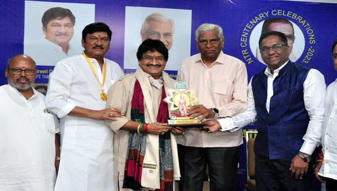 “ఎన్.టి.ఆర్ మాకు దేవుడు ” ఎన్.టి.ఆర్ శత జయతి వేడుకల్లో –  పద్మభూషణ్ కె.పద్మనాభయ్య