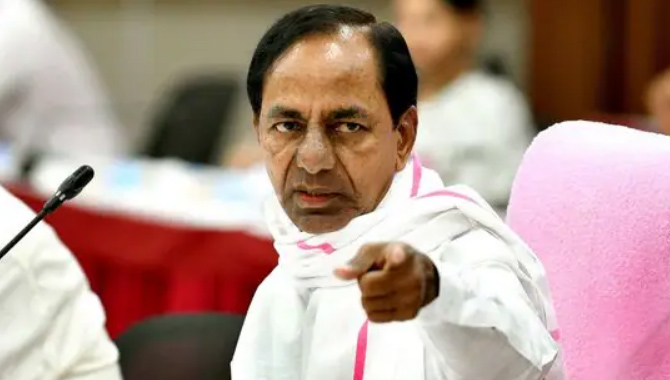 అసంతృప్తులకు రివర్స్ ఝలక్ ఇచ్చేందుకు సిద్ధమైన కేసీఆర్..!!