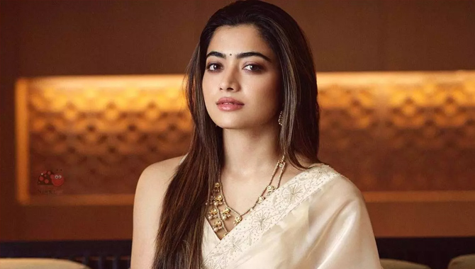 ర‌ష్మిక అకౌంట్‌లో మ‌రో పాన్ ఇండియ‌న్ ఫిల్మ్