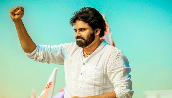 మళ్లీ రెండు చోట్ల పోటీ చేయబోతున్న పవన్ కల్యాణ్..!?