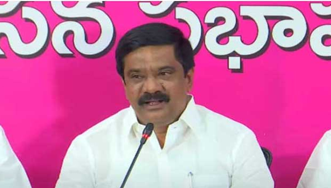 తెలంగాణకు వచ్చిన ప్రతిసారీ… బీజేపీ నేతలు ఇక్కడి