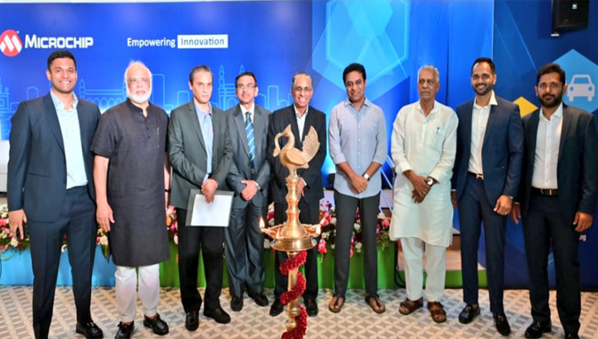 మైక్రోచిప్ టెక్నాలజీ సెంటర్ను ప్రారంభించిన మంత్రి కేటీఆర్ మైక్రోచిప్ టెక్నాలజీ సెంటర్ను ప్రారంభించిన మంత్రి కేటీఆర్