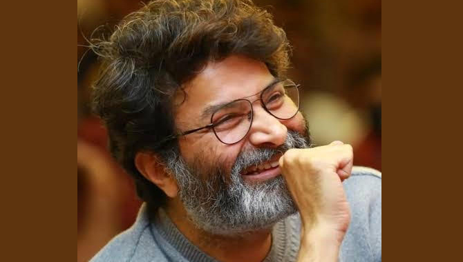 గురూజీ కెరీర్లో మొద‌టి సారి ఇలా..