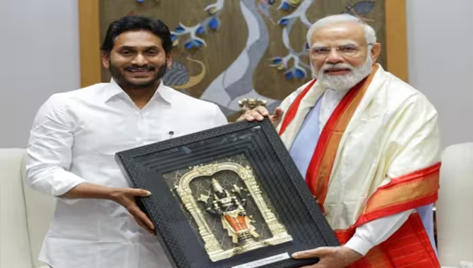 ప్రధాని మోదీతో సీఎం వైఎస్ జగన్ భేటీ