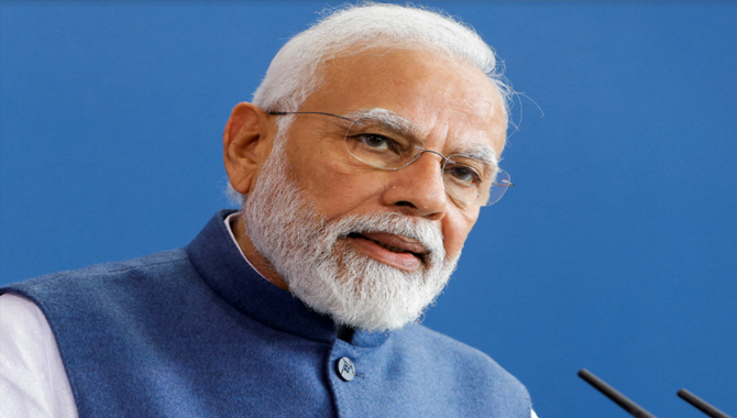 తమిళనాడు నుంచి బరిలోకి దిగబోతున్న మోదీ..!!