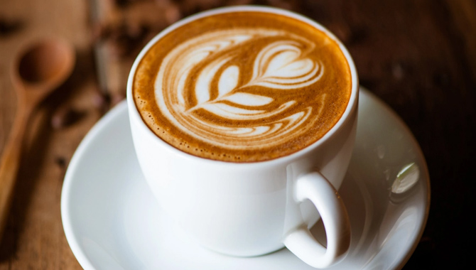 ప్రతి రోజూ ఒక కప్పు కాఫీ తాగితే.. మెదడుకు