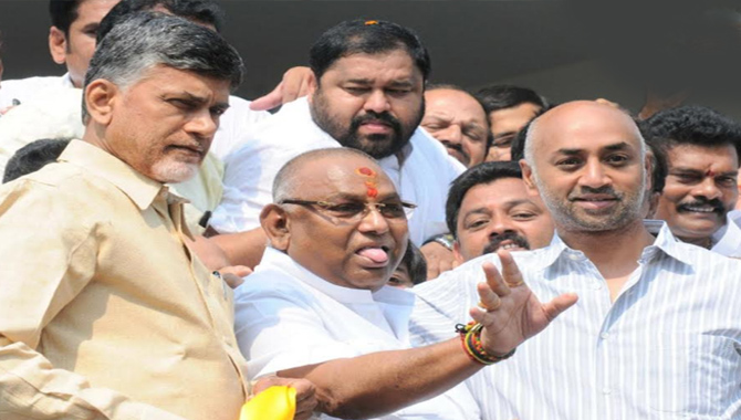 కన్నా ఎఫెక్ట్..! టీడీపీకి రాయపాటి గుడ్ బై..!?