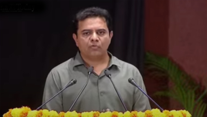 ఐటీ రంగంలో బెంగళూరును దాటేశాం : మంత్రి కేటీఆర్