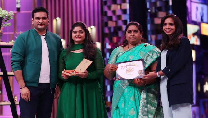 Zithara Ms SriDevi Reddy Secures 60 Lakhs of Mega Deal with ANGELS on Nenu Super Woman Debut Week! Zitharas Ms Sridevi Reddy Secures 60 Lakhs Of Mega Deal With Angels On Nenu Super Woman Debut Week 2