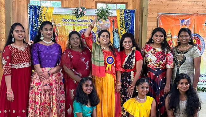 షార్లెట్‌లో టిటిఎ అలయ్‌ బలయ్‌ జాతర