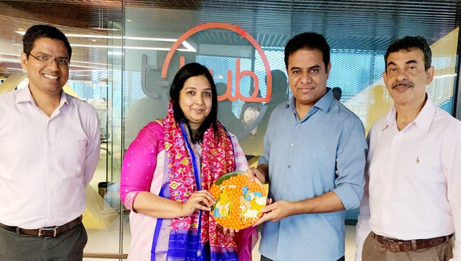 మంత్రి కేటీఆర్ తో స్లొవేకియా రాయబారి భేటీ