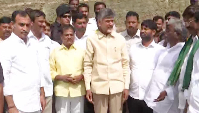 నేను ప్రాజెక్టులపై మాట్లాడుతుంటే… ఆయన బ్రో గురించి