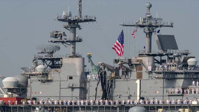 ఎర్రసముద్రంలో అమెరికా సైనికుల మోహరింపు