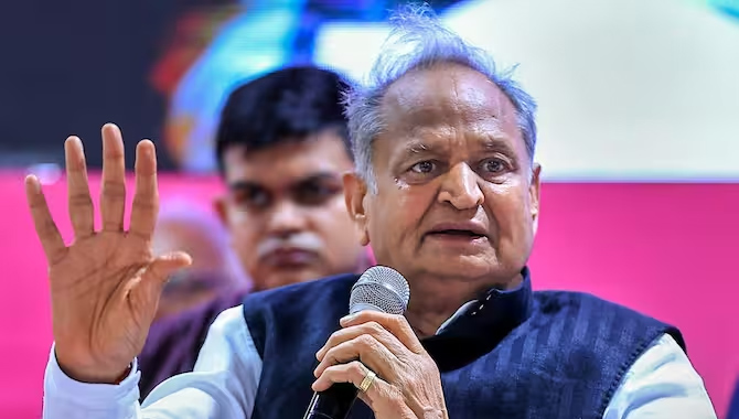 ఆ పదవి నన్ను వదిలి పెట్టడం లేదు