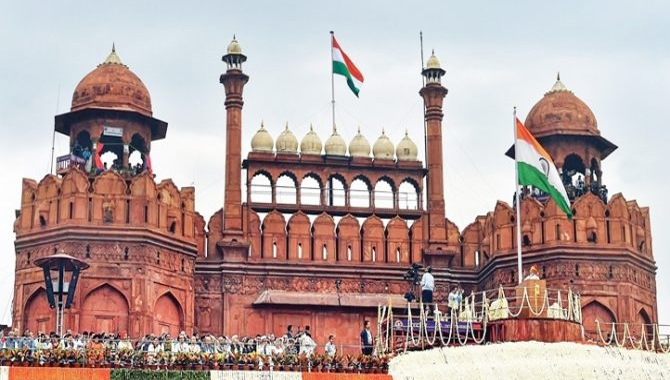 స్వాతంత్య్ర వేడుకలకు అమెరికా కాంగ్రెస్ బృందం