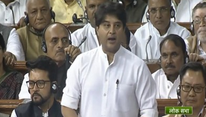 వారి హృదయాలు కలవలేదు.. కానీ పార్టీలు మాత్రం