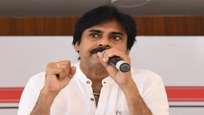 తనపై ఆంక్షలు పెడుతున్నారు కానీ… నేరాగాళ్లపై ఎలాంటి ఆంక్షలు లేవు