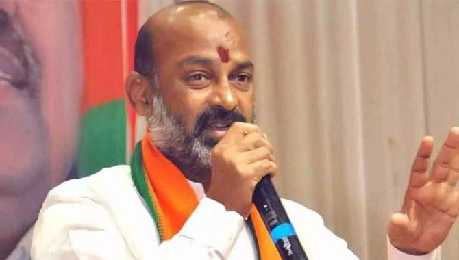 బీఆర్ఎస్ ఓడిపోతుందనే భయంతోనే.. ముందస్తుగా