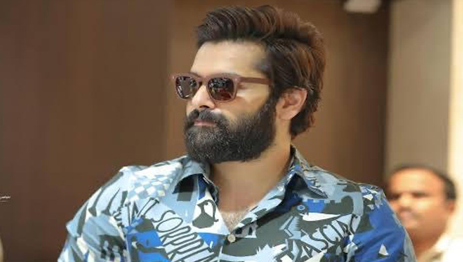 రామ్ ఆశ‌ల‌న్నీ బోయ‌పాటిపైనే