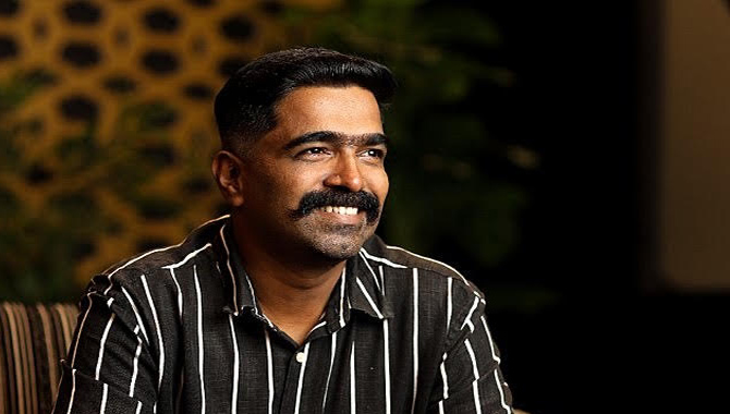 ర‌వి బ‌స్రూర్ ఎదుట గ‌ట్టి స‌వాల్