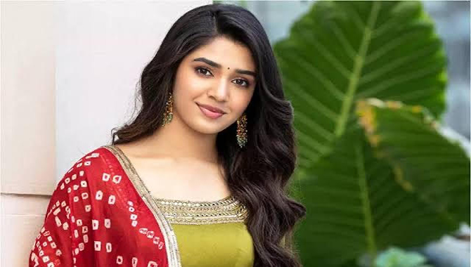 కృతి ఆశ‌ల‌న్నీ 2024పైనే…!