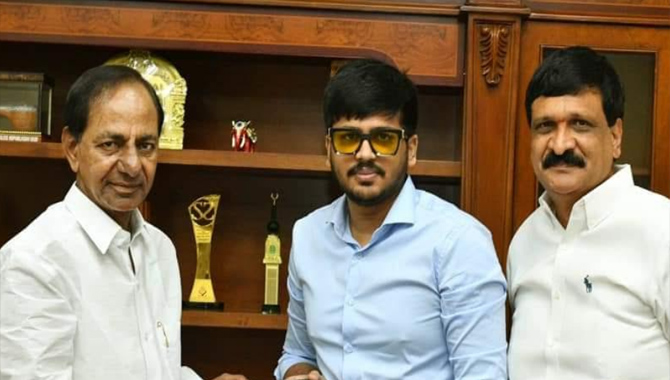 మైనంపల్లి విషయంలో కేసీఆర్ వెనక్కు తగ్గుతున్నారా…?