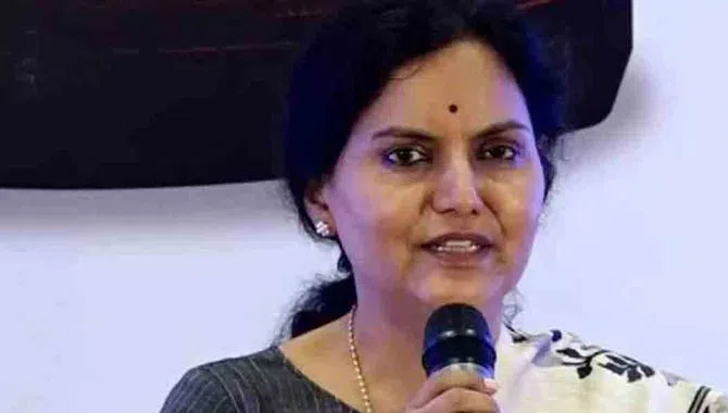 అత్యంత వైభవంగా భారత స్వాతంత్య్ర వజ్రోత్సవ ముగింపు వేడుకలు అత్యంత వైభవంగా భారత స్వాతంత్య్ర వజ్రోత్సవ ముగింపు వేడుకలు