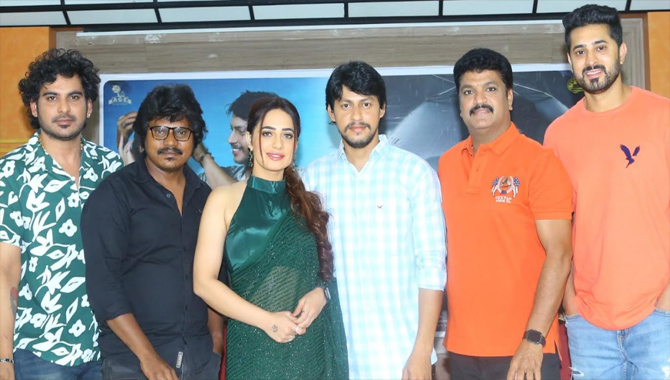 ప్రేమదేశపు యువరాణి ప్రీ రిలీజ్‌వేడుకలో దర్శకుడు – సాయి సునీల్‌ నిమ్మల