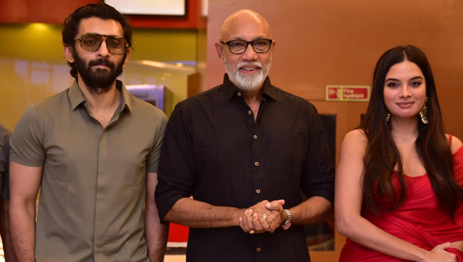 ‘Weapon’ Is A Different Film  – Versatile Actor Sathyaraj In Glimpse Launch Event