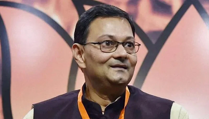 బీజేపీనీ వీడిన నేతాజీ మనవడు