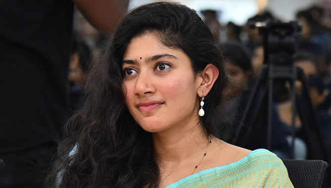 స‌రైన డెసిష‌న్స్ తీసుకున్న సాయి ప‌ల్ల‌వి